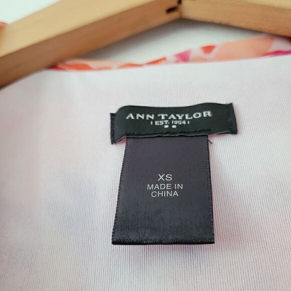 Ann Taylor Pink/Orange Draped Neck Sleeveless Blouse XS Chiffon - Picture 2 of 6